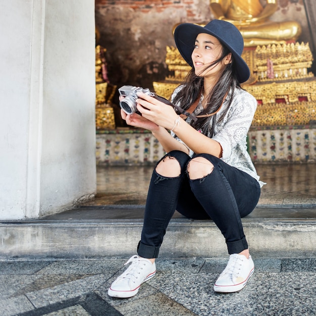 Concetto di stile di viaggio di ispirazione del fotografo della macchina fotografica