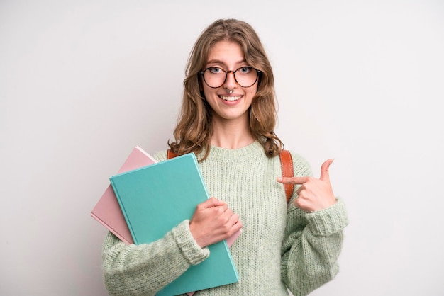 Concetto di studente universitario ragazza adolescente