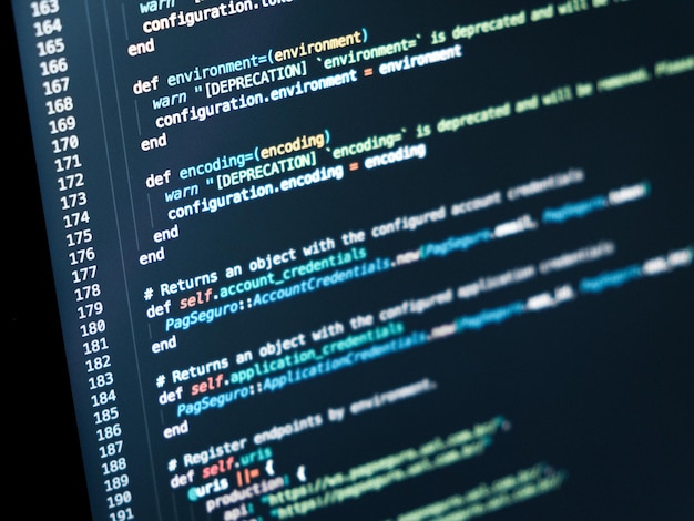 Concetto di tecnologia dell'informazione Codifica di testo script sullo schermo Codifica del codice di programmazione schermo astratto