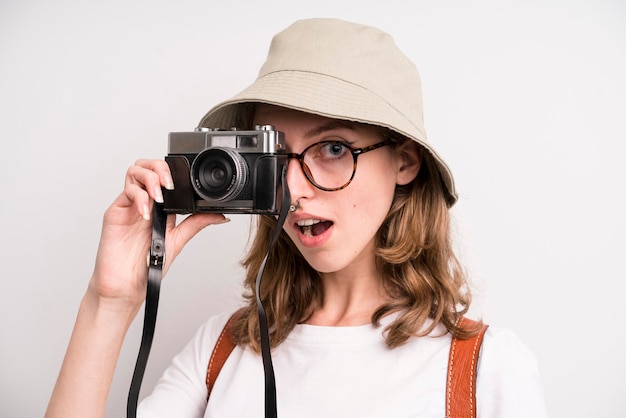 Concetto di turismo del wphotographer della ragazza