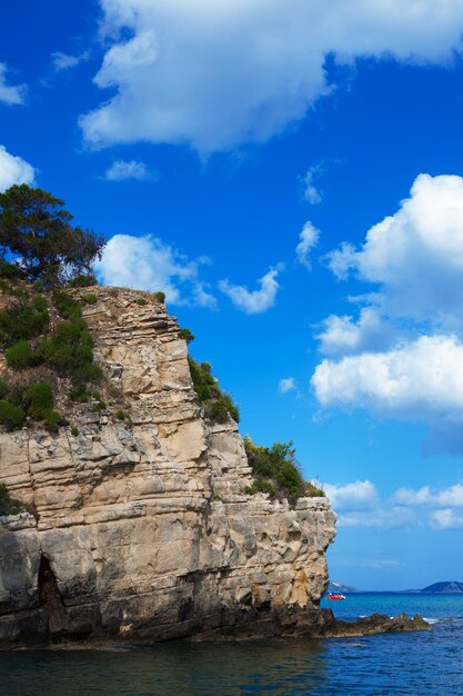 Concetto di viaggio paradiso isola mare cielo estateAgios Sostis nell'isola di Zante in Grecia