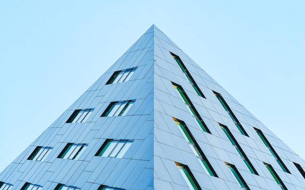 Concetto moderno del grattacielo dell'ufficio aziendale di vetro dell'UE.
