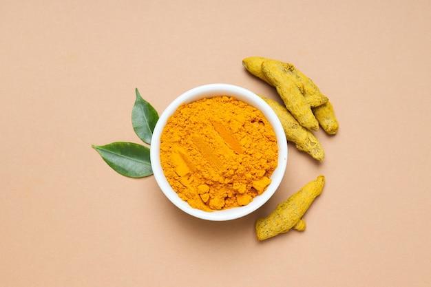 Condimento profumato alla curcuma, uno degli ingredienti principali del curry indiano