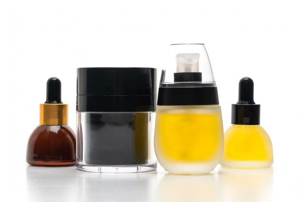 confezione cosmetica di olio di siero per la cura della pelle