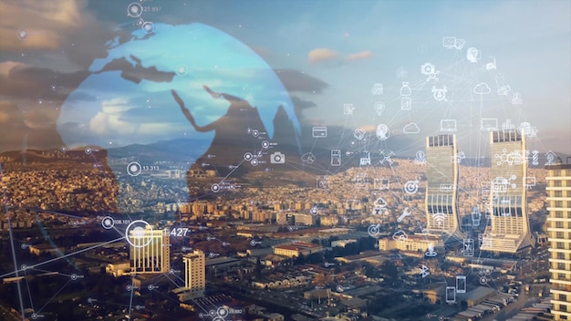 Connessione globale e modernizzazione della rete Internet nella città intelligente Concetto di futura connessione digitale wireless 5G e social media networking