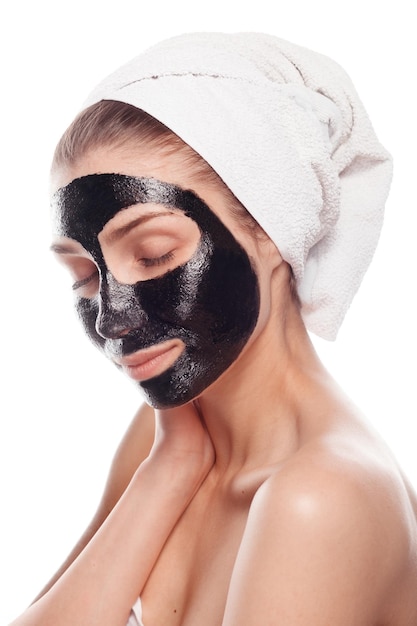 Contenuto ragazza con maschera nera