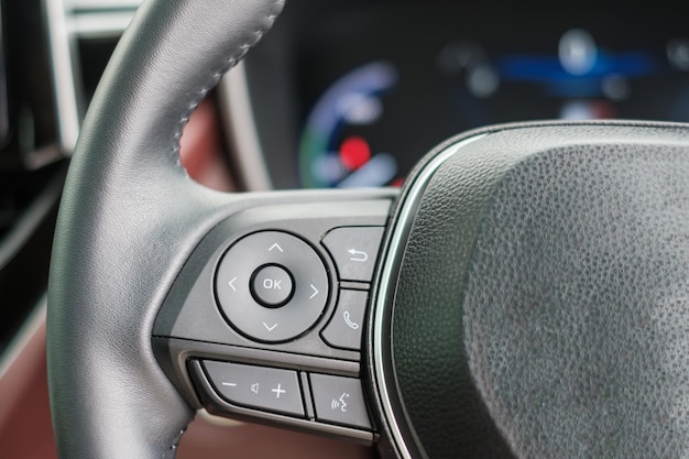 Controllo del volante in un'automobile elettrica moderna Tecnologia Viaggio di viaggio e sicurezza Concetti di trasporto