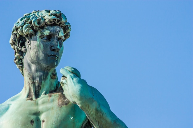 Copia del David di Michelangelo in Piazzale Michelangelo, Firenze, Italia