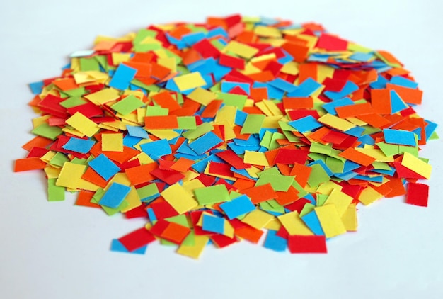 Coriandoli colorati di carnevale
