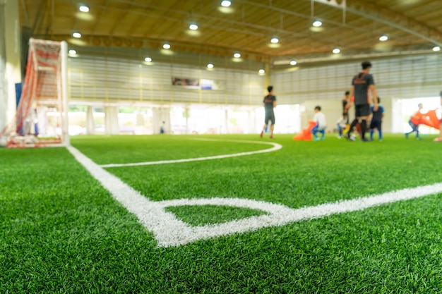 Corner Line di un campo di allenamento calcistico indoor