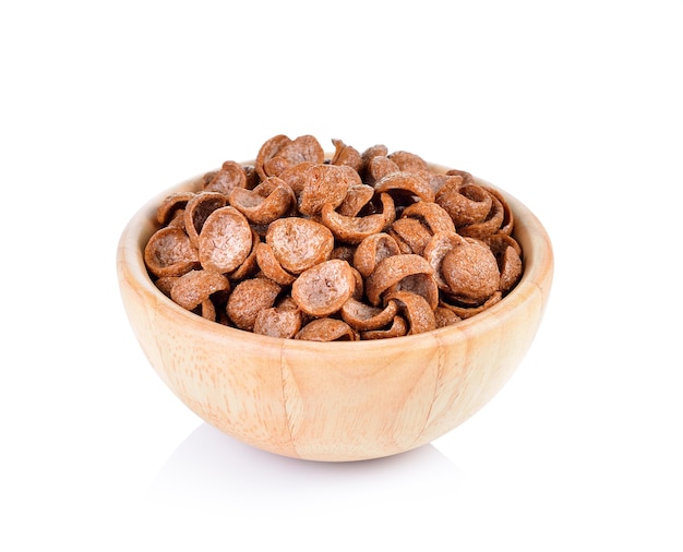 Cornflakes di crunch del cacao su bianco