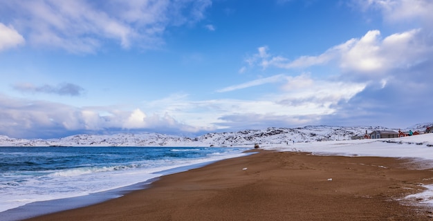 Costa del mare di Barents, Teriberka, Russia