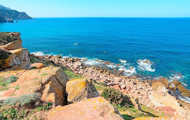 Costa rocciosa a Porticciolo Sardegna