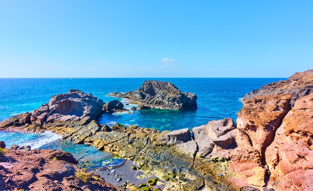 Costa rocciosa dell'isola di Tenerife, Canarie