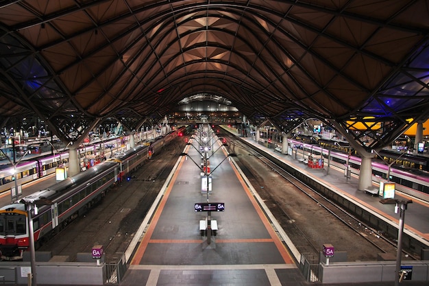 Costruire di sera sul lungomare di Melbournee