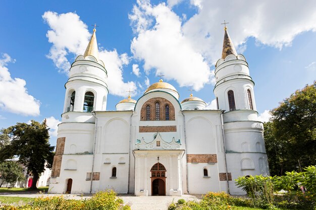 costruire una chiesa in Ucraina, tempio