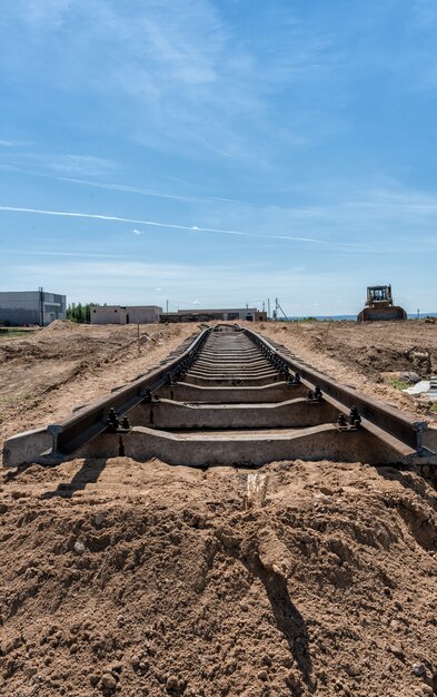 Costruire una ferrovia in una giornata di sole