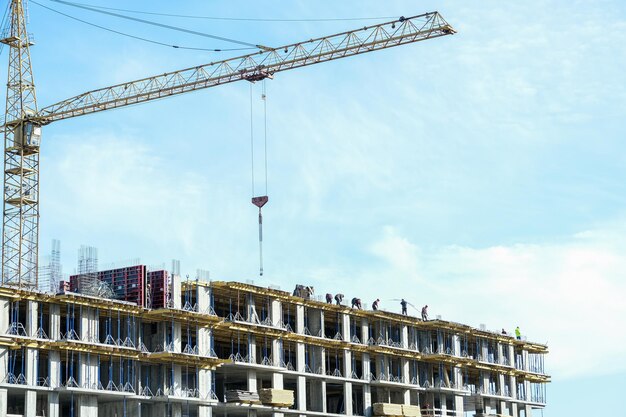costruzione di moderni edifici residenziali ad alta quota