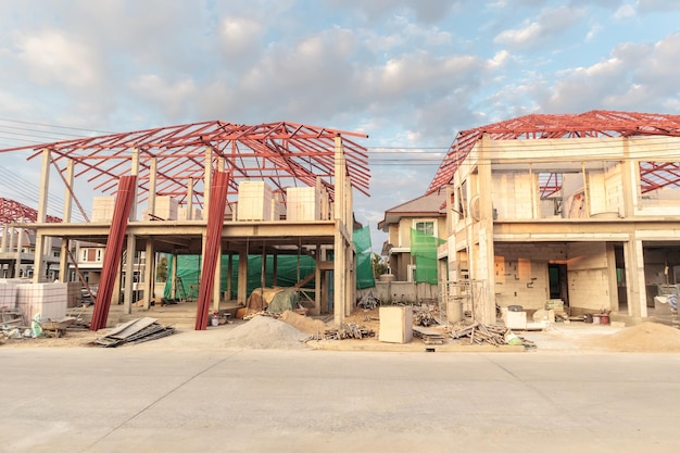 Costruzione residenziale nuova casa in corso in cantiere