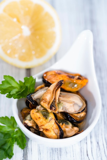 Cozze con erbe fresche