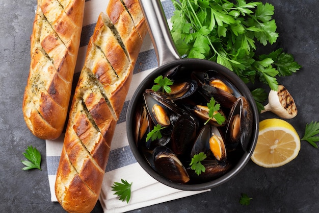 Cozze e pane