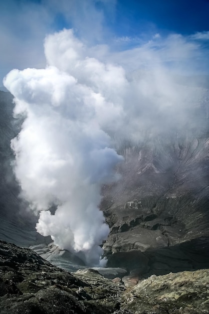 Cratere di Bromo fumante