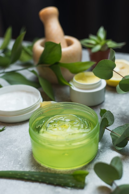 Creazione di cosmetici naturali dalle piante