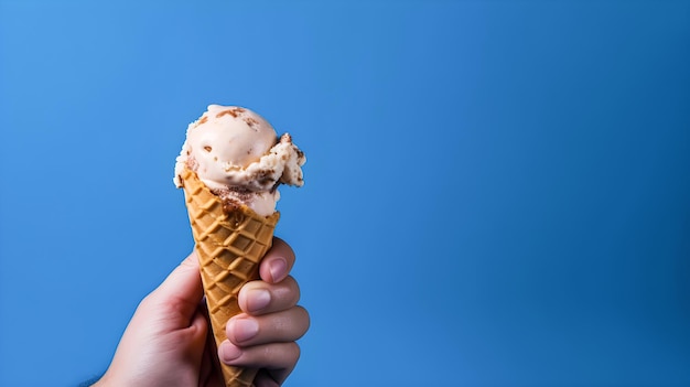 Crema a mano o cono di gelato alla vaniglia su sfondo blu Commercial Copy space generative ai