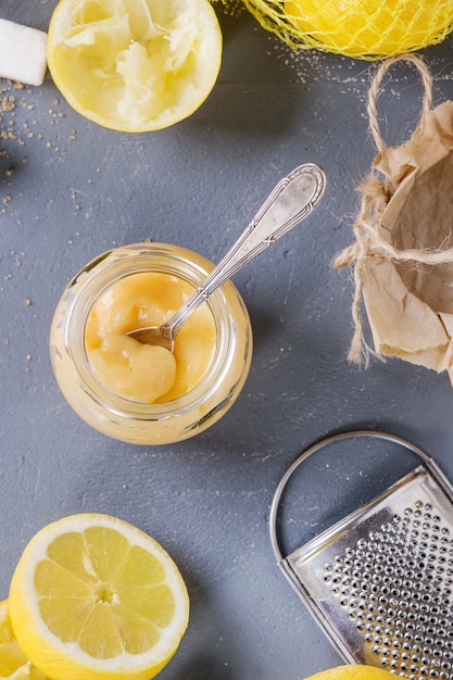 Crema al limone fatta in casa