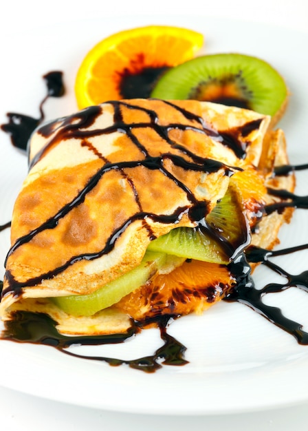 Crespella con kiwi e arancia