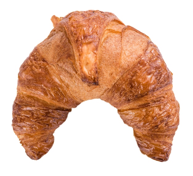 Croissant freschi isolati su bianco