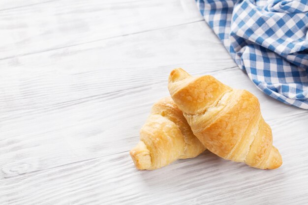 Croissant freschi