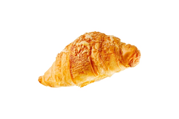 Croissant fresco con formaggio isolato su sfondo bianco