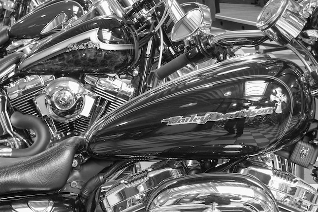 cromo su motociclette