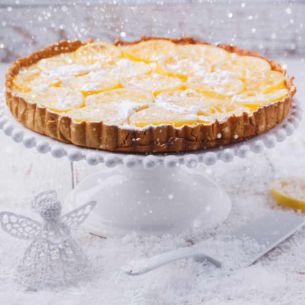 Crostata al limone Decorazione di Natale e Capodanno.