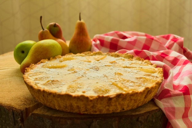 Crostata di pere. Torta di pere autunnali. Avvicinamento.