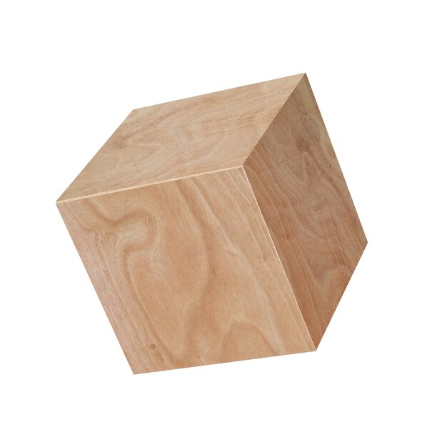 Cubo di forme geometriche in legno isolato su uno sfondo bianco