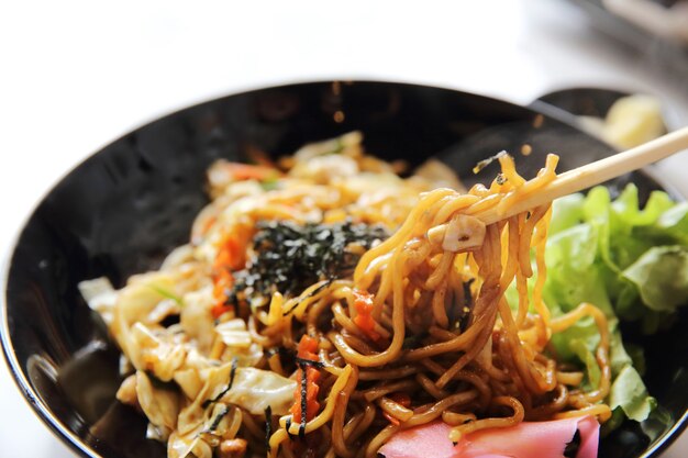 Cucina giapponese, tagliatelle fritte Yakisoba