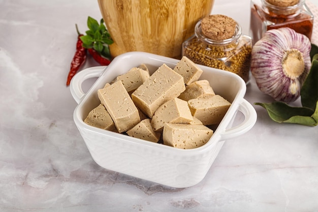 Cucina vegana formaggio tofu biologico