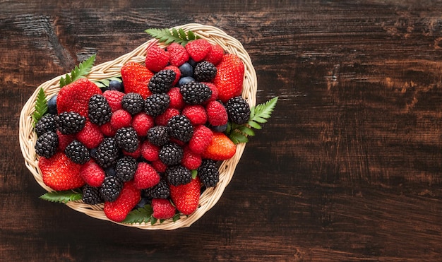 Cuore di frutti di bosco.