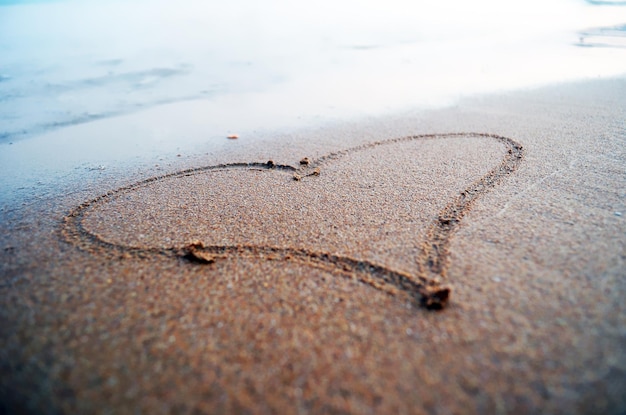 cuore sulla spiaggia