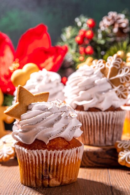 Cupcakes di pan di zenzero di Natale