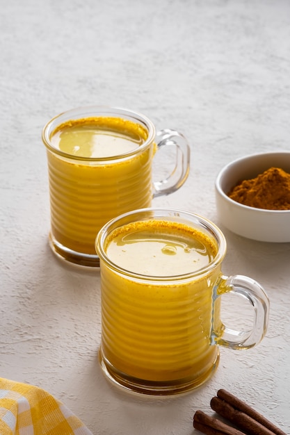 Curcuma Latte Dorato. Latte Vegano