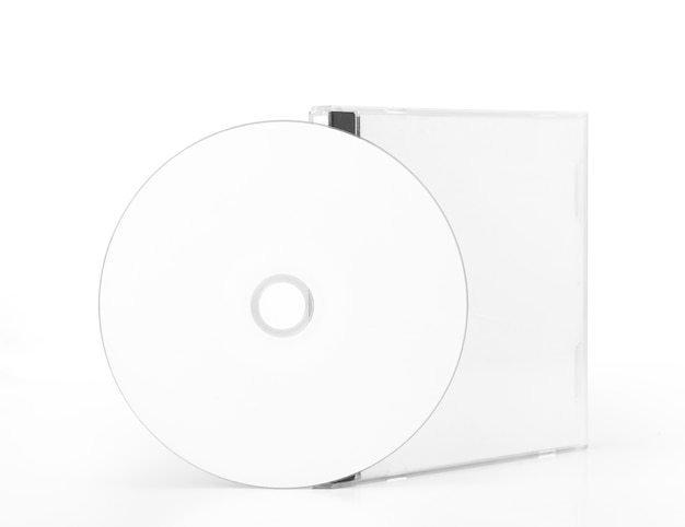 Custodia CD con CD vuoto isolato su bianco