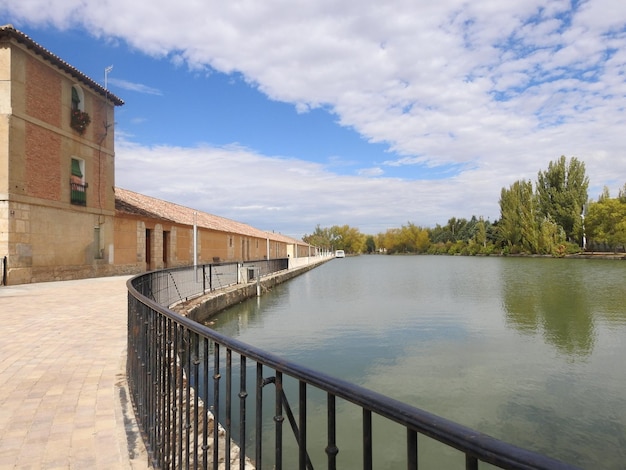 Darsena del Canal de Castilla