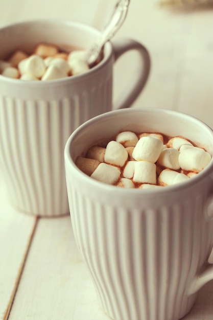 Decadent Hot Cocoa Delight con soffici marshmallow