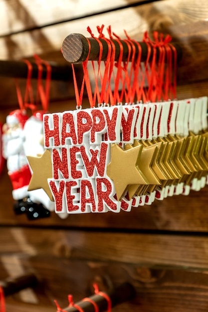 Decorazione dell'albero di Natale testo felice anno nuovo mercatino di natale interior design