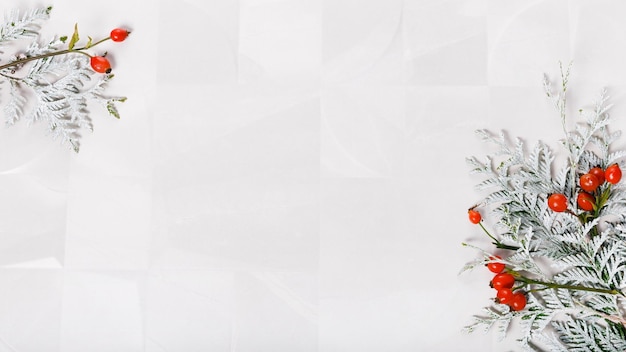 Decorazione natalizia in marmo sfondo vista dall'alto buon natale cartolina d'auguri cornice inverno natale holi