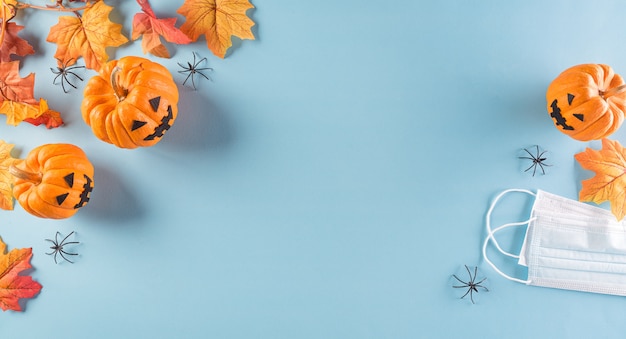 Decorazioni di Halloween a base di zucca