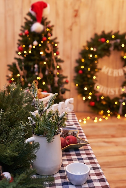 Decorazioni per il cortile di Capodanno e Natale Ghirlanda di albero di Natale e regali